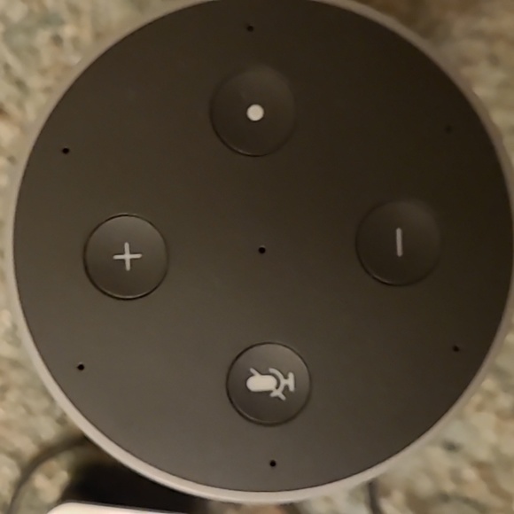 Amazon Echo Gen 2 - Picture 2 of 4